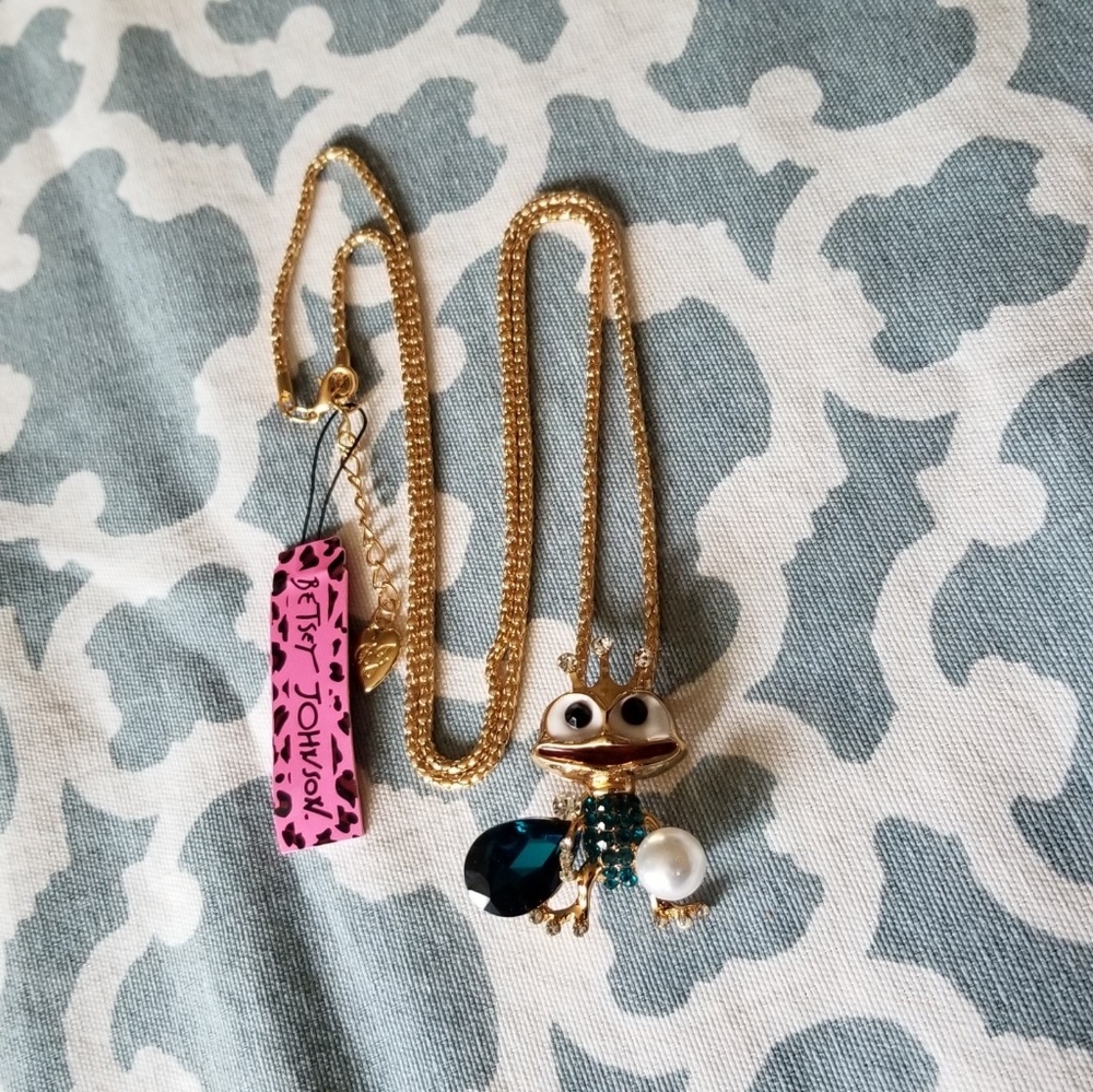 NWOT-Betsey Johnson Frog King Pendant/Necklace